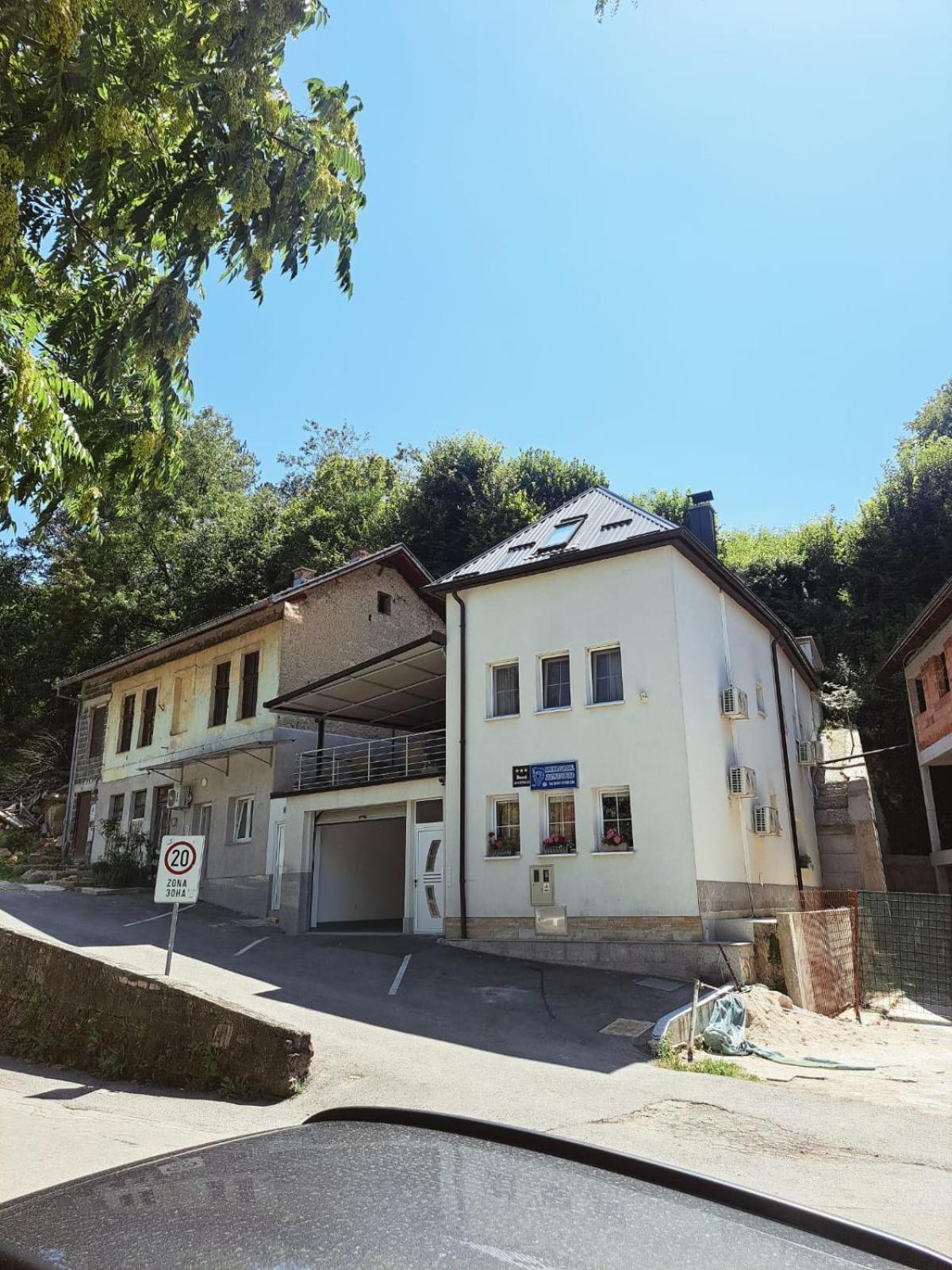 Apartmani Waterfall / Vodopad Jajce Extérieur photo
